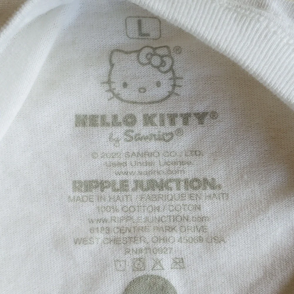 NWOT Hello Kitty Cotton T-shirt L Noodle Cup Chopsticks Sanrio Ripple Junction - Picture 3 of 5